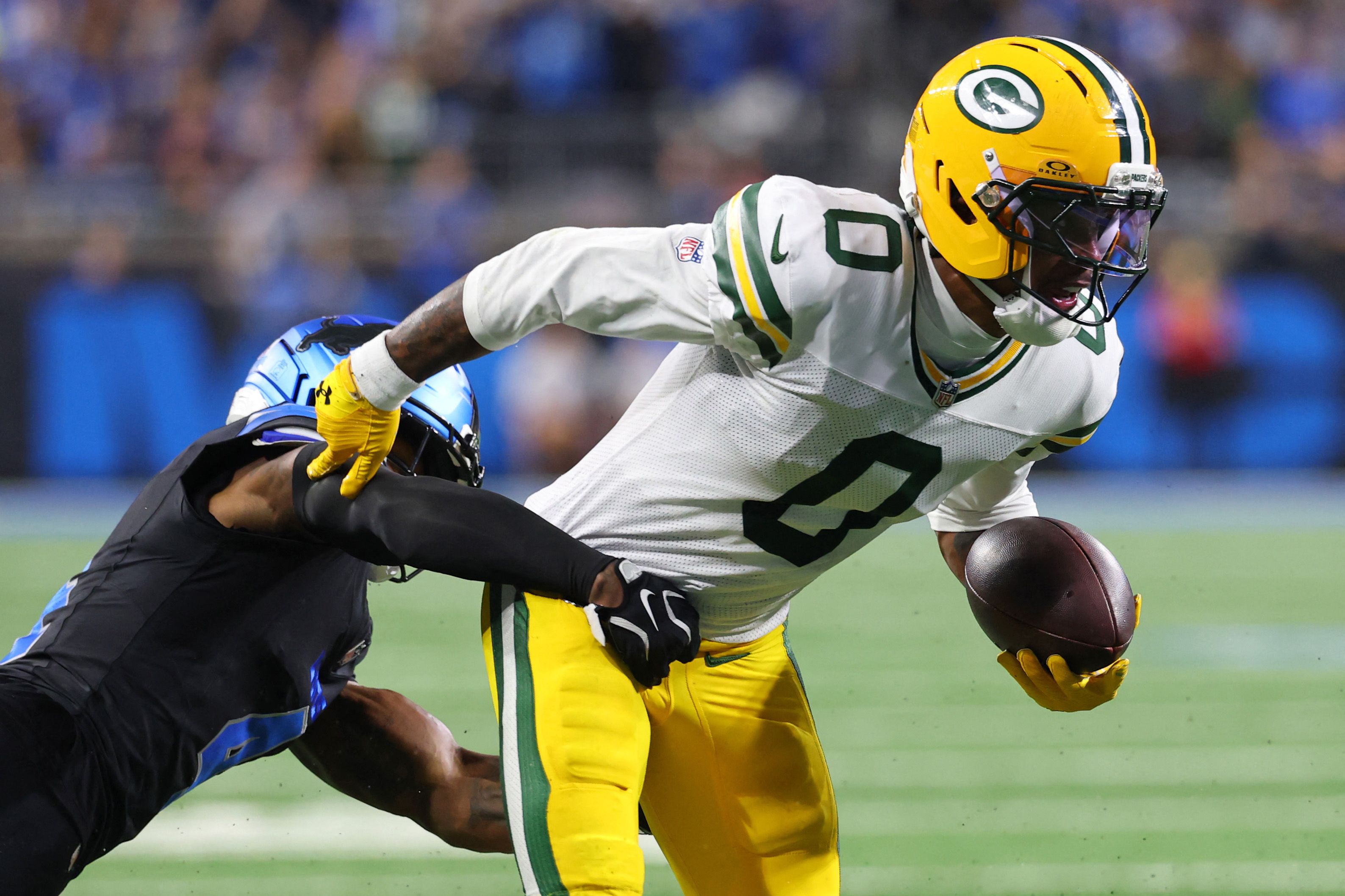 Estallan Packers contra árbitros tras perder ante Lions
