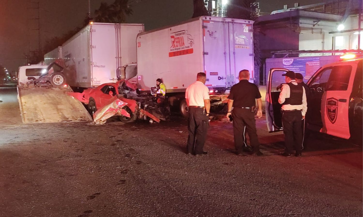 Choque múltiple deja un muerto y dos lesionados en Apodaca
