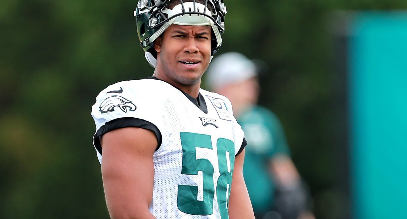 スーパーボウルLIIのチャンピオンであるジョーダンヒックスは、NFLから引退します