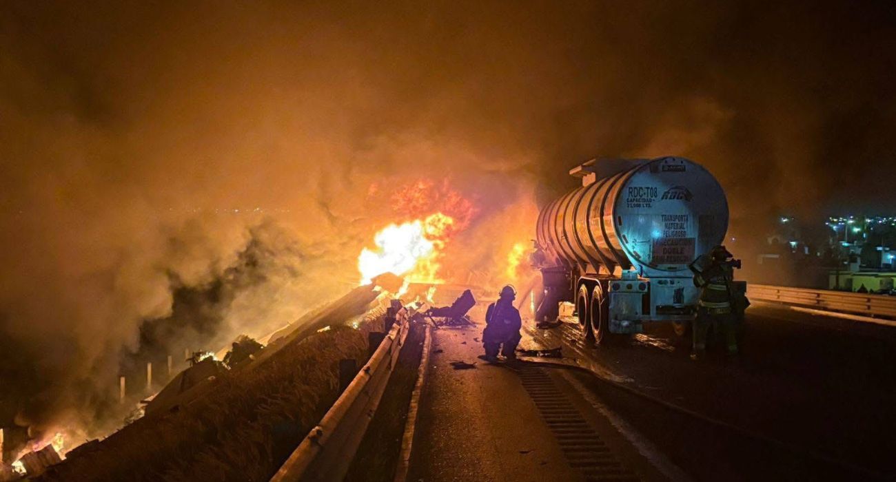 Choque entre dos tráileres deja dos muertos en Ramos Arizpe