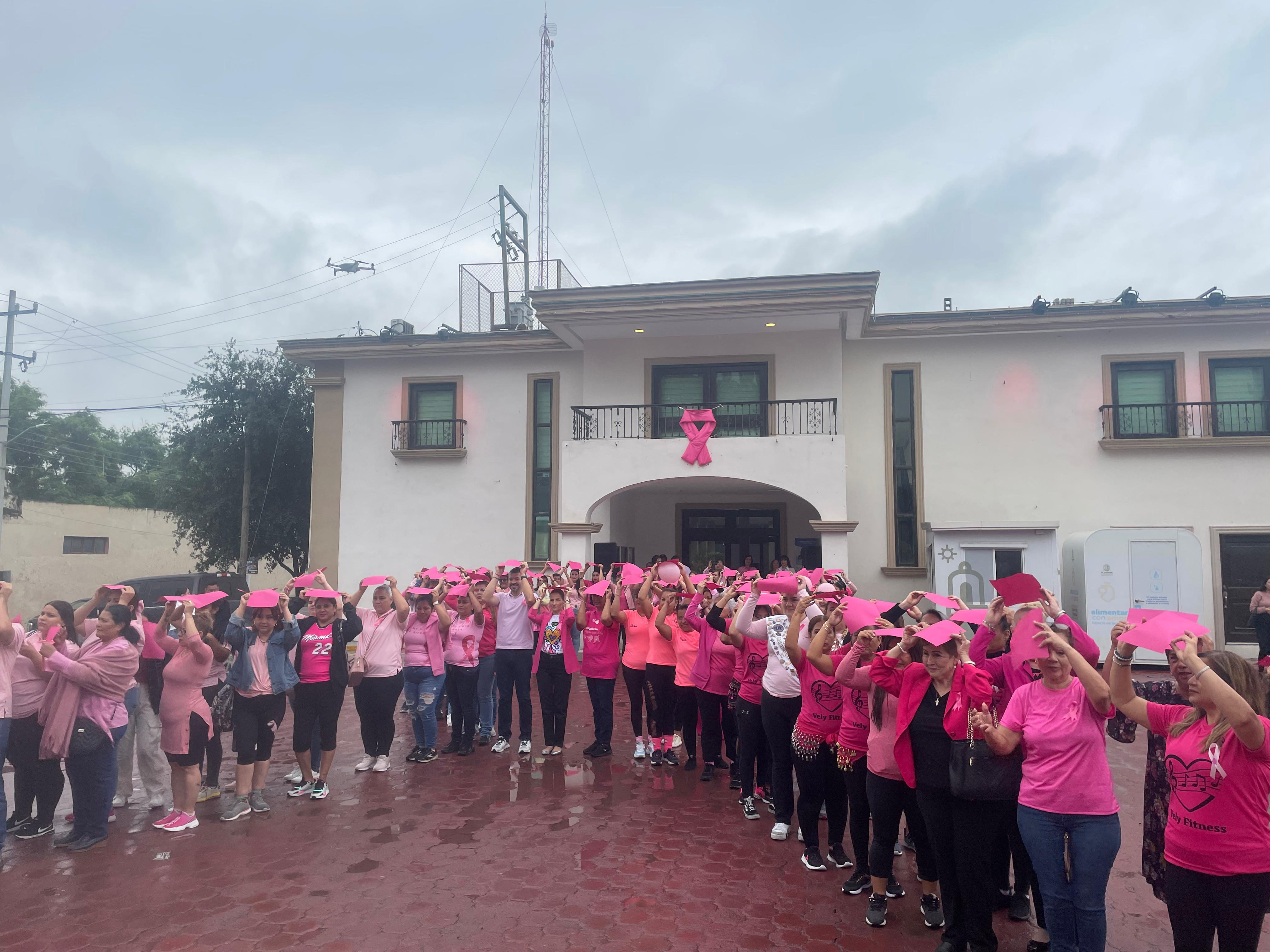 Se suma El Carmen a la campaña rosa de Red Ambiental