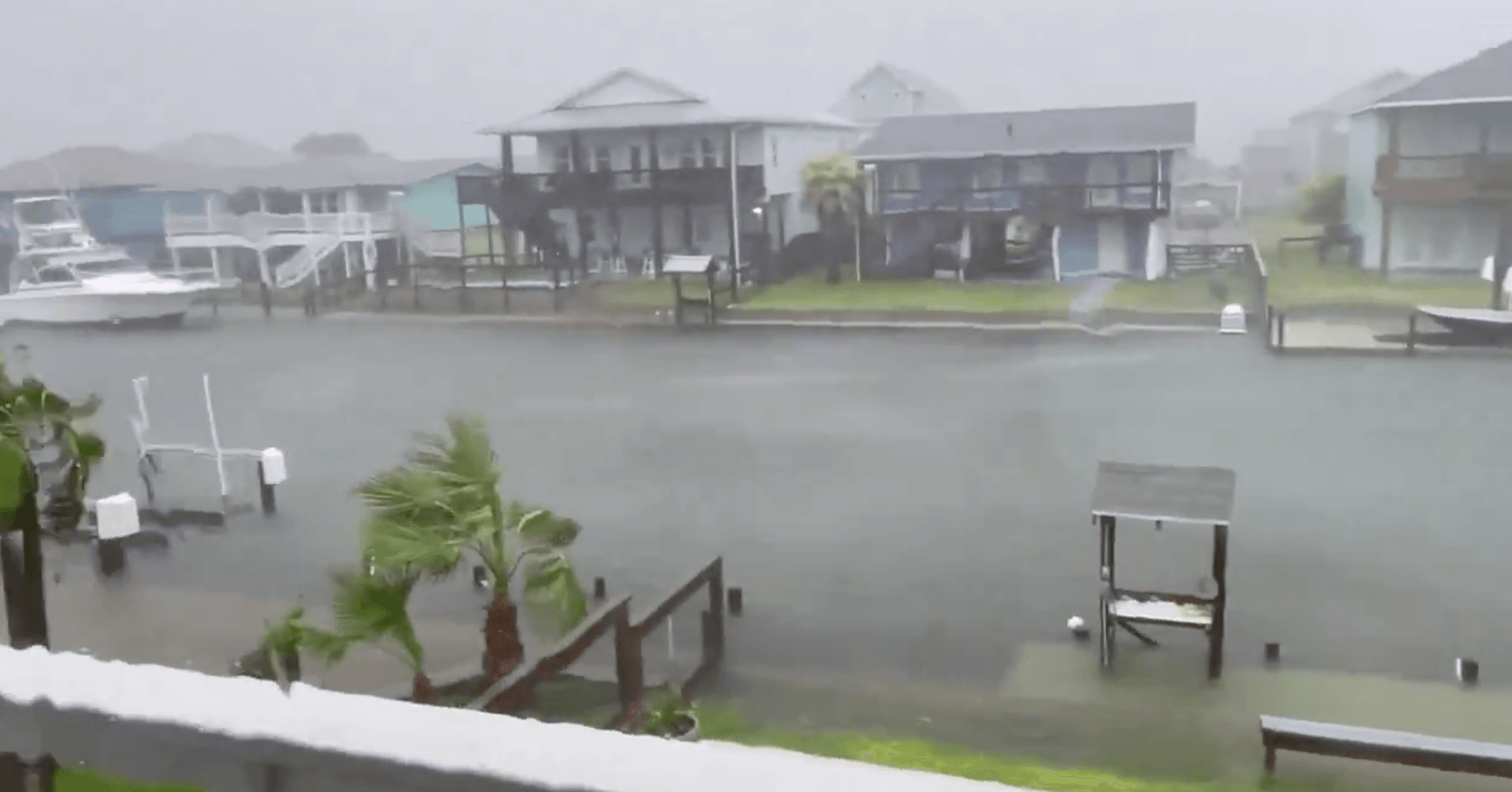 Tormenta tropical Alberto golpea el corazón de Corpus Christi