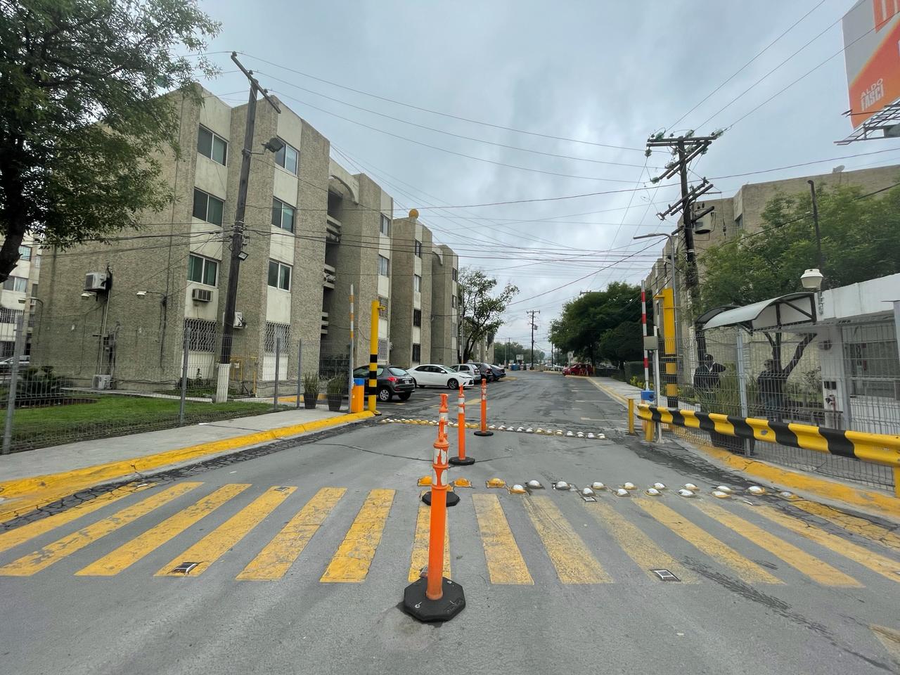 Se quedan sin luz y agua en los Condominios Revolución