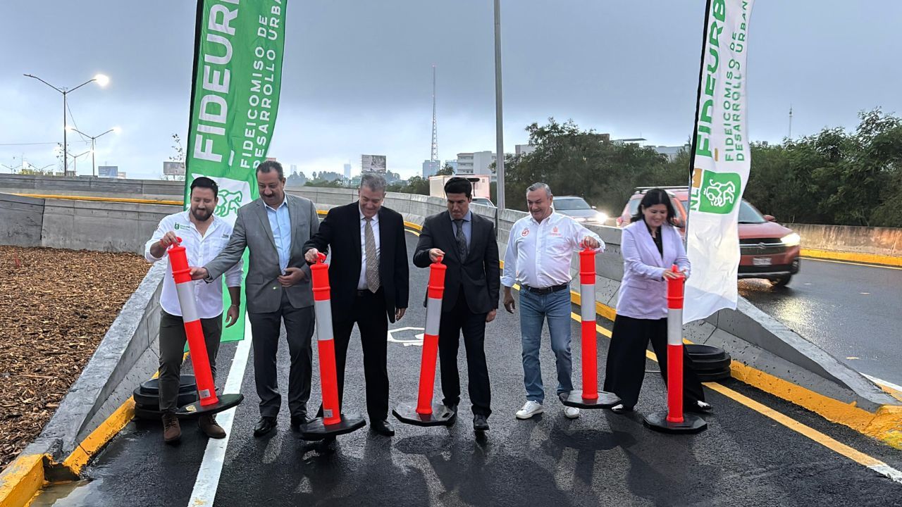 Inaugura Estado gaza vehicular del puente Azteca