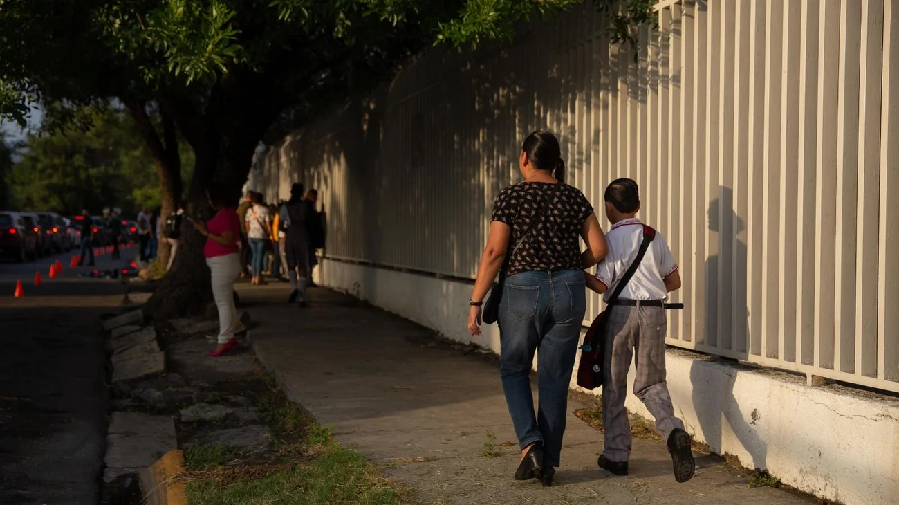 Suspende NL recreo al aire libre por contingencia ambiental