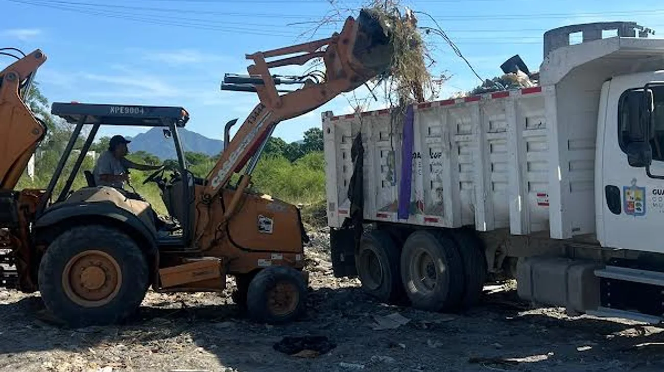 Limpia Guadalupe megatiradero en Portales de Xochimilco