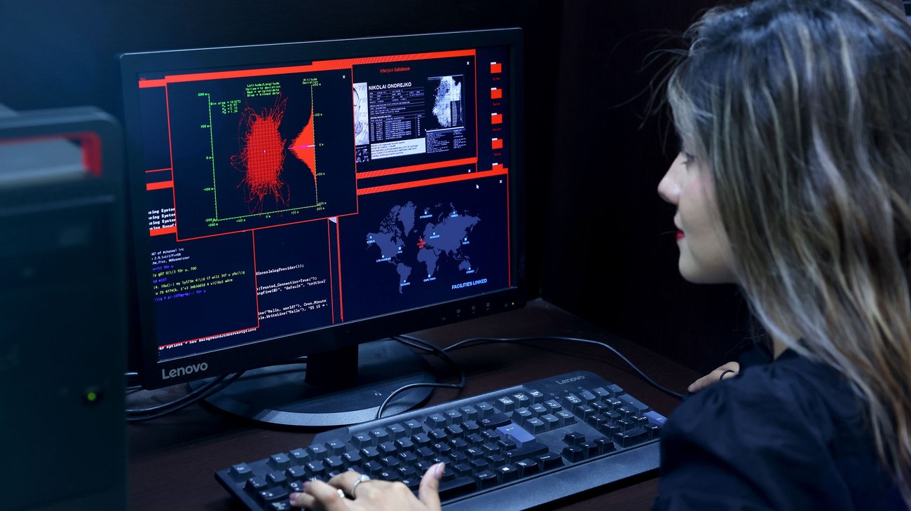 Abrirá UANL nueva oferta académica sobre protección digital