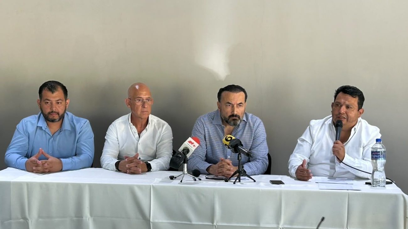Paro de transportistas podría afectar abasto de mercancías