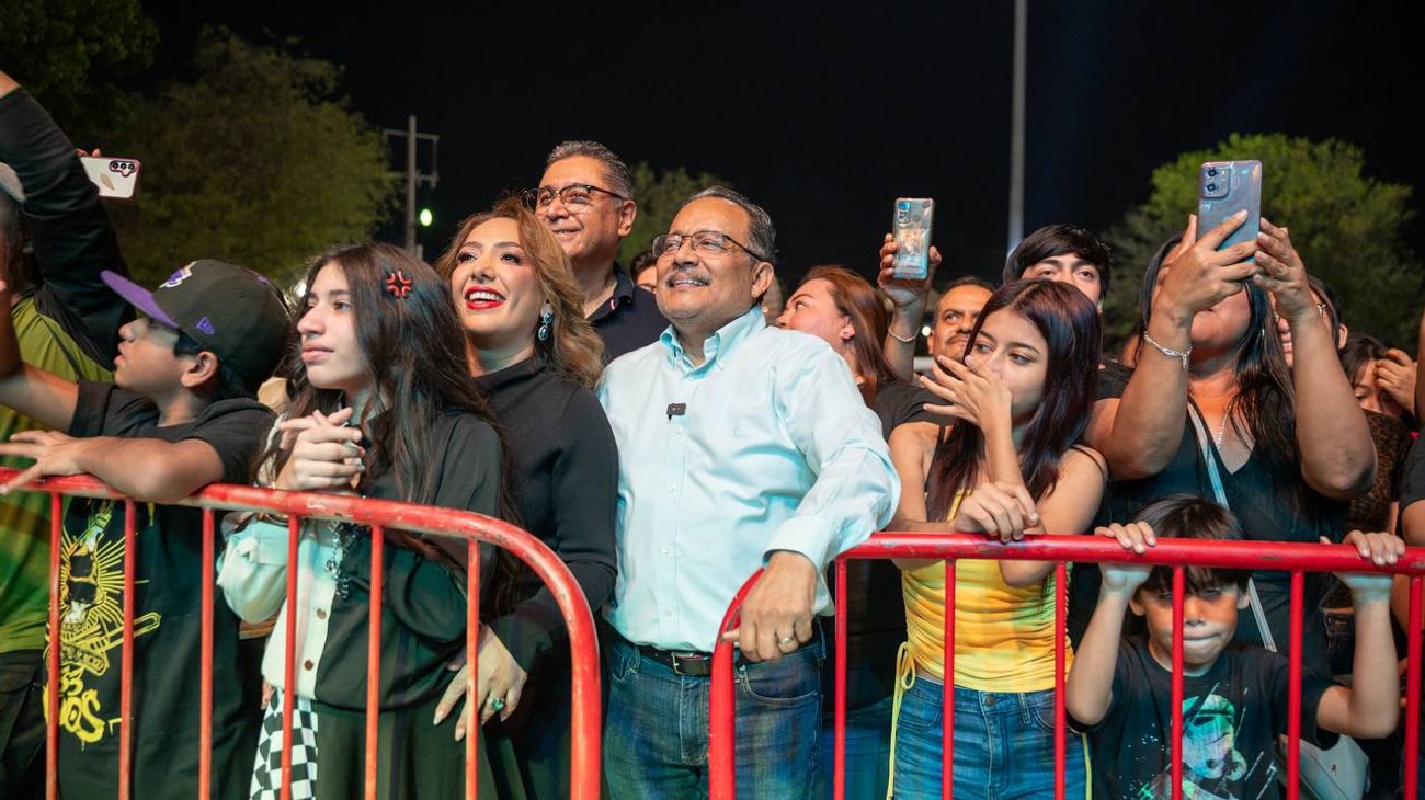 1000569296_680cbd43d5