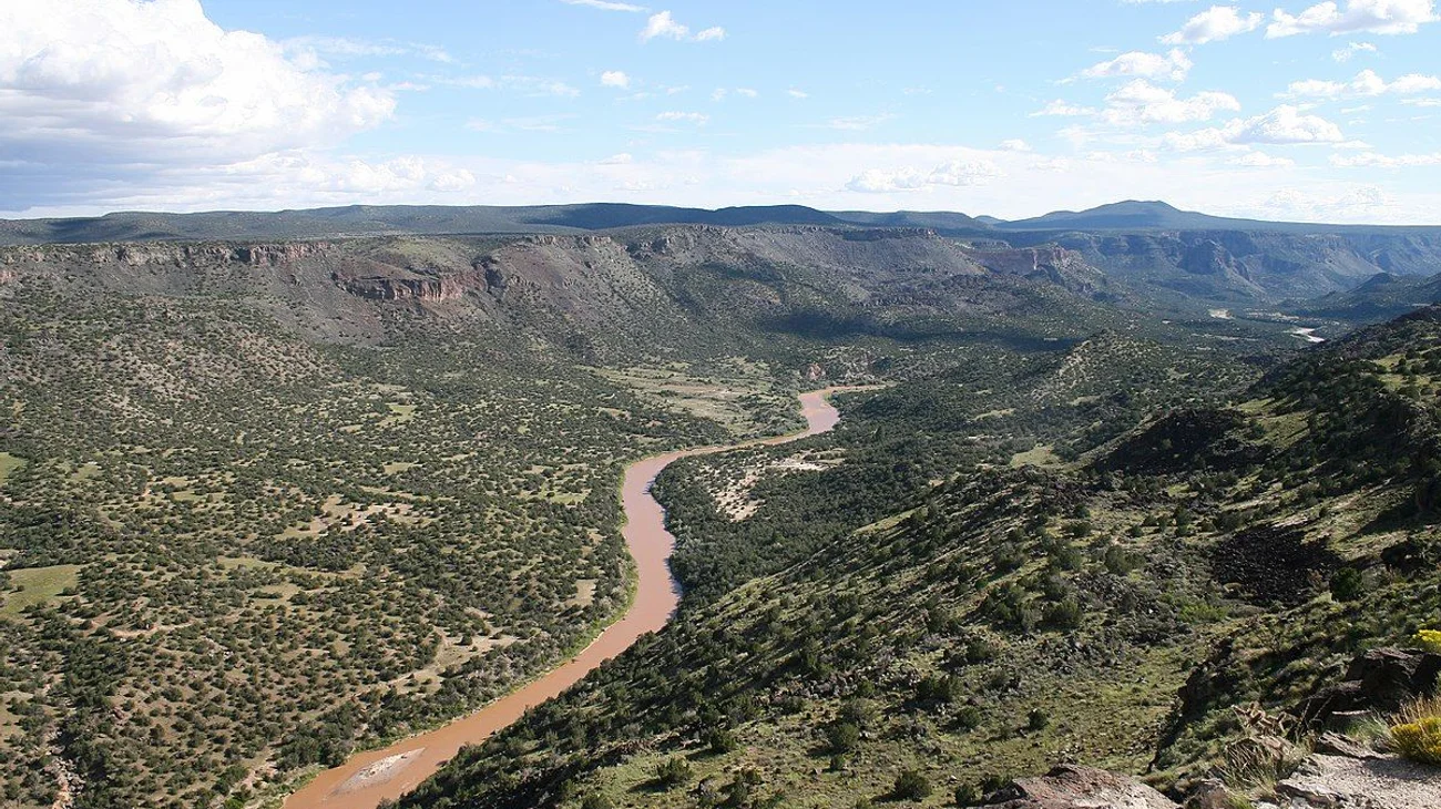 1200px_Rio_Grande_White_Rock_Overlook_Park_View_2006_09_05_884403186a