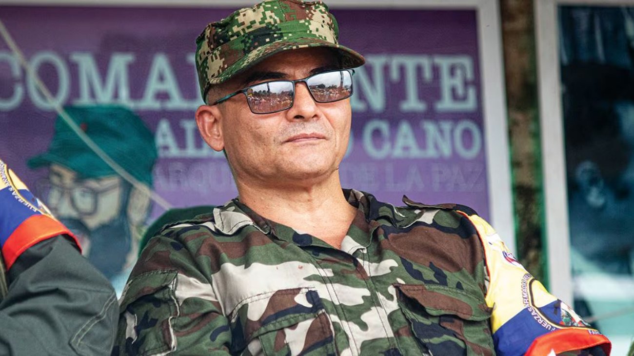 Descartan muerte de ‘Iván Mordisco’ tras bombardeo en Colombia