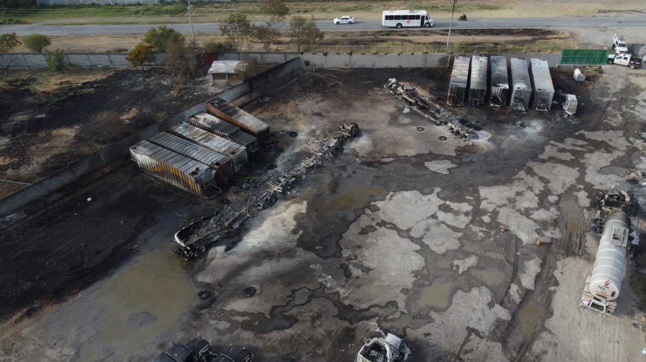 Investigan para esclarecer incendio de empresa en Pesquería