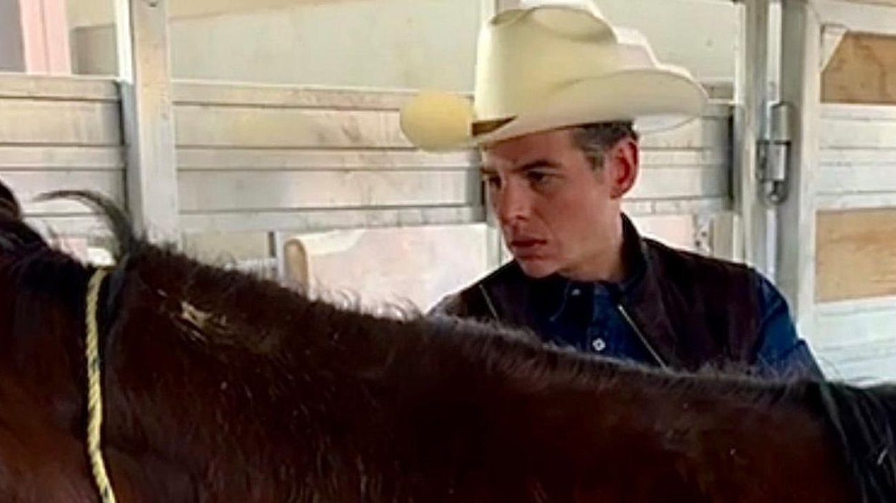 Crea Miguel Flores refugio para caballos víctimas de maltrato