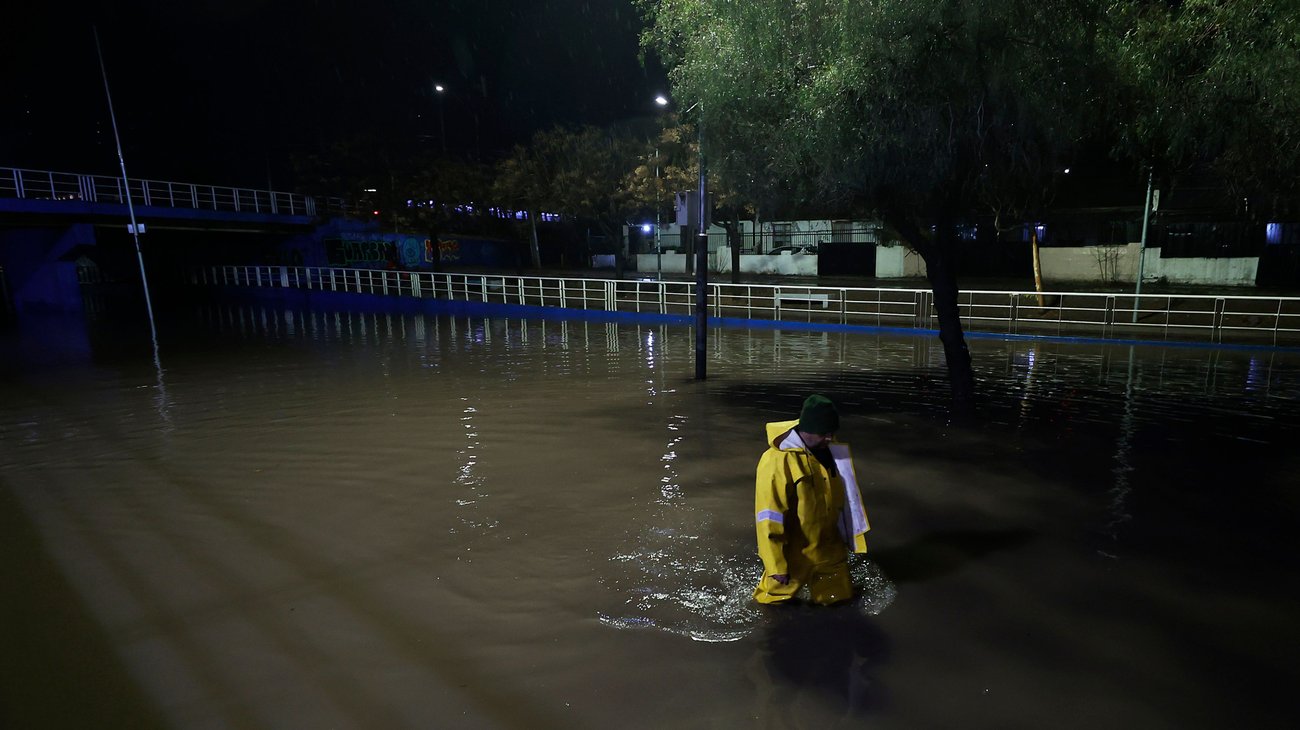 Temporal en Chile deja cuatro muertos y alerta roja en Valparaíso
