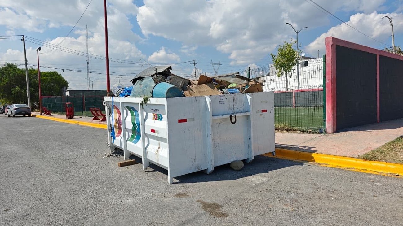 Avanza renovación de espacios en Parajes del Valle