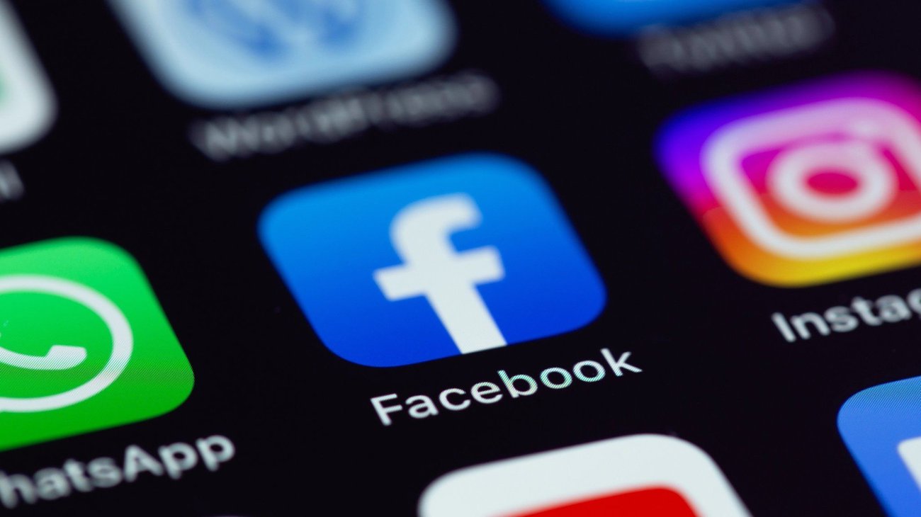 Usuarios reportan fallas en redes sociales de Meta