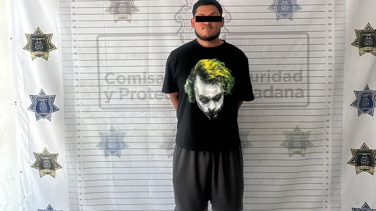 Capturan a conductor acusado de embestir a oficial de Tránsito
