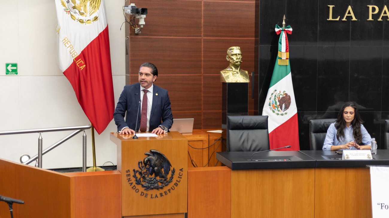 Reúne Senado a jóvenes para debatir seguridad nacional