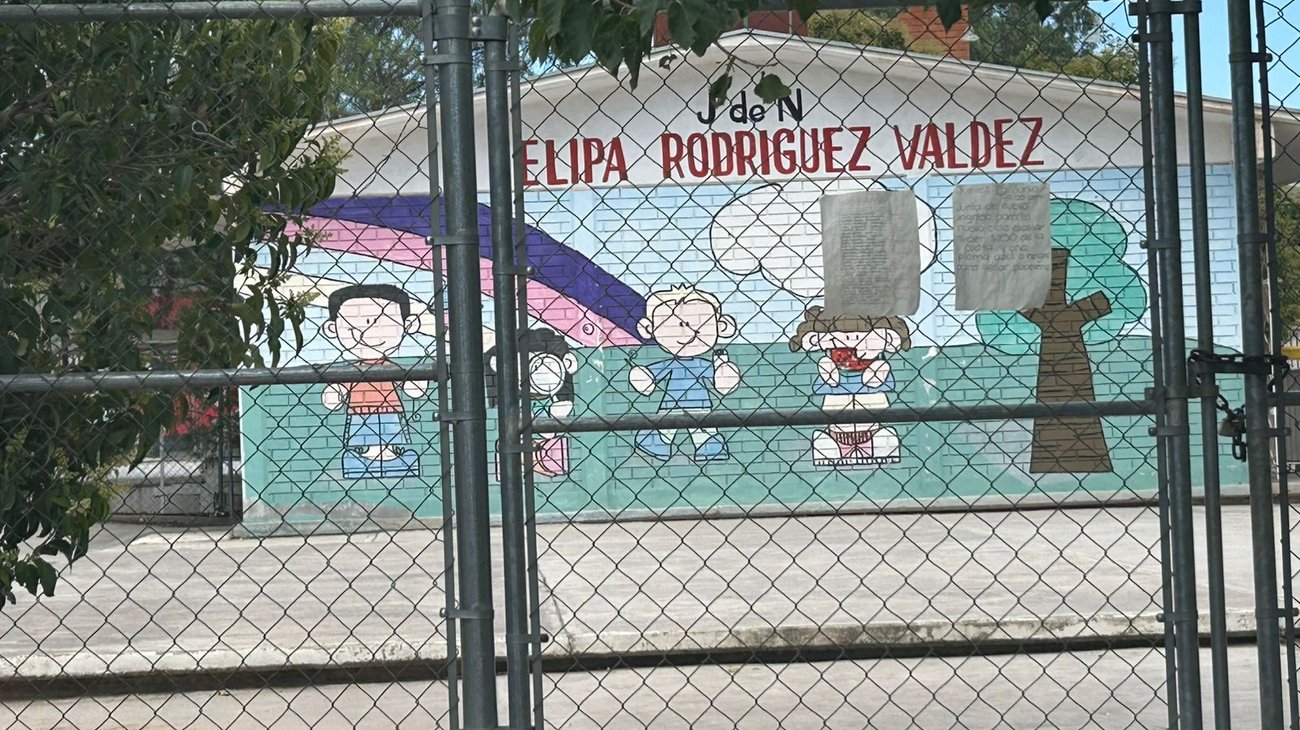 Queda en duda graduación de kínder por conflicto con palapa