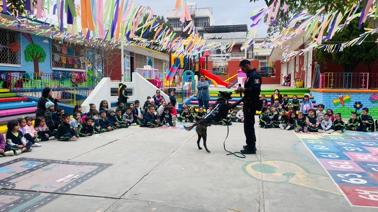Saltillo refuerza proximidad social con visitas a escuelas