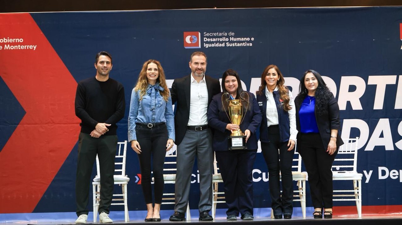 Adrián de la Garza premia y clausura 2.ª Copa Colegial Monterrey