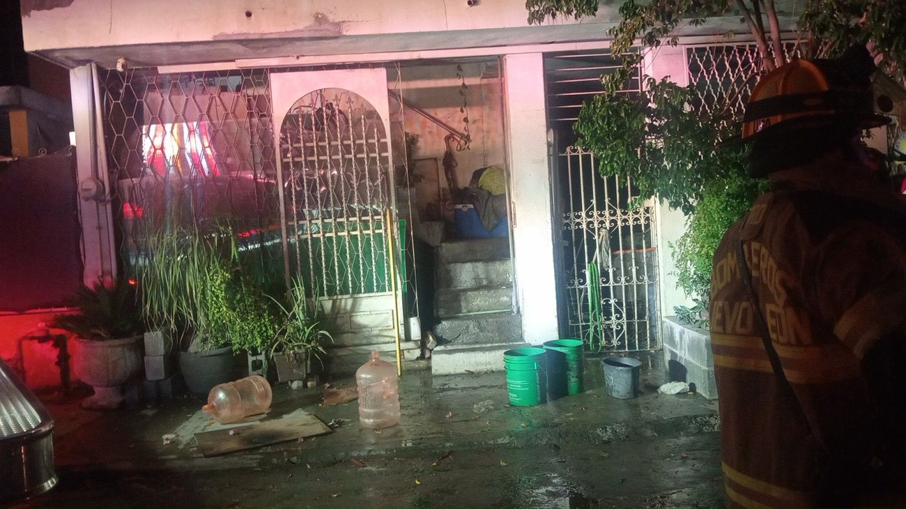 Conato de incendio deja tres personas lesionadas en Monterrey