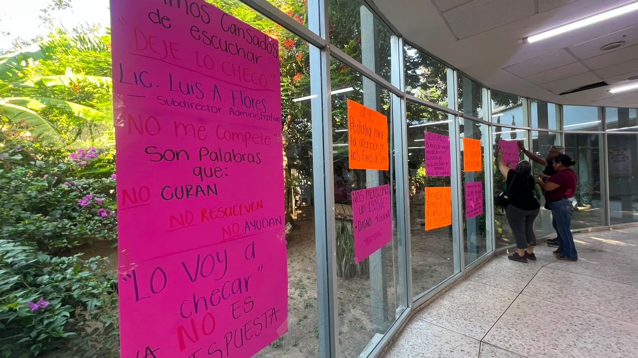 Maestros retoman protesta por carencias del ISSSTE en Reynosa