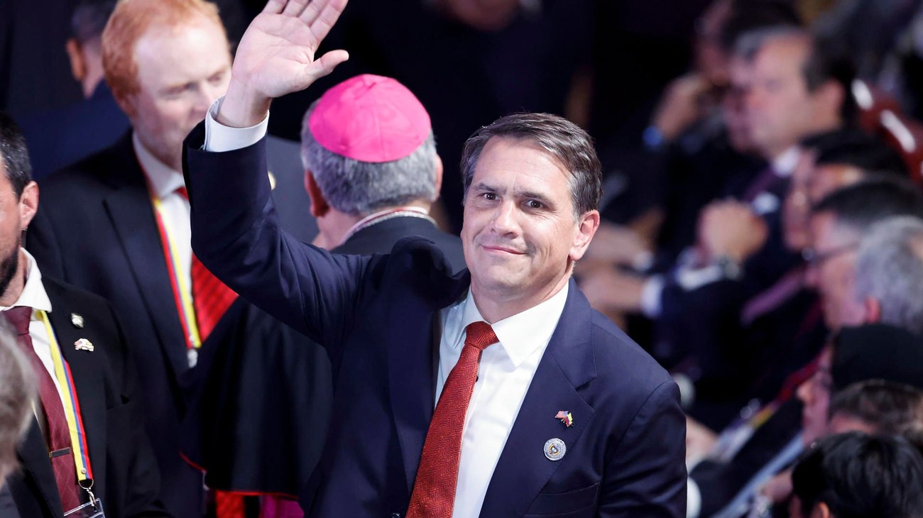 Todd Blanche asume como fiscal general de EUA en la Casa Blanca
