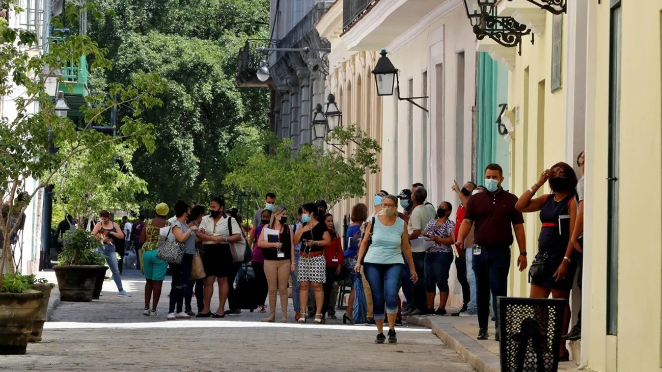 Cuba reporta daños en casas y electricidad por sismos