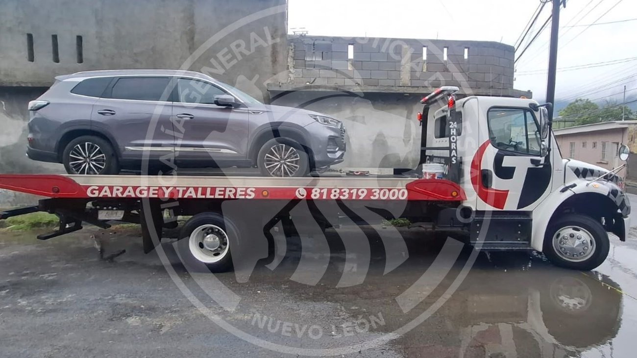 Aseguran camioneta Chirey ligada a doble homicidio en Monterrey