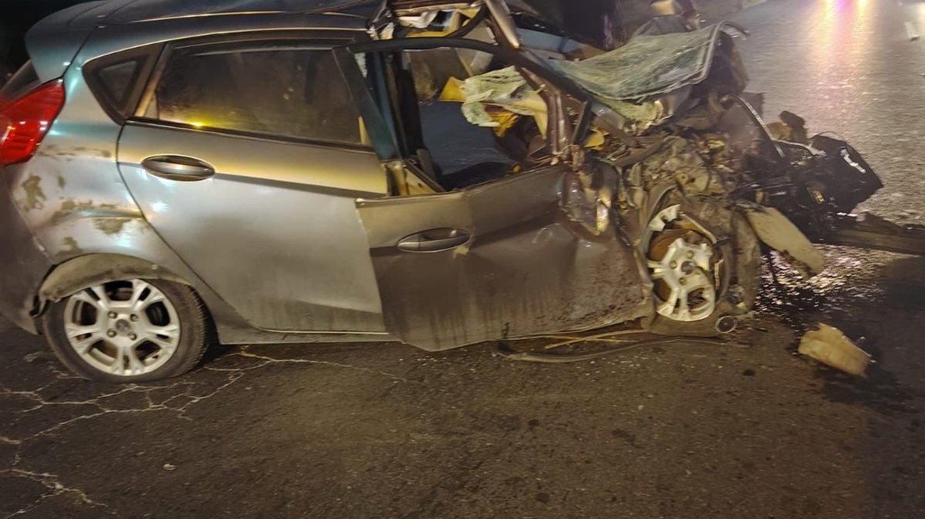 Conductor huye tras choque frontal con auto en Ramos Arizpe