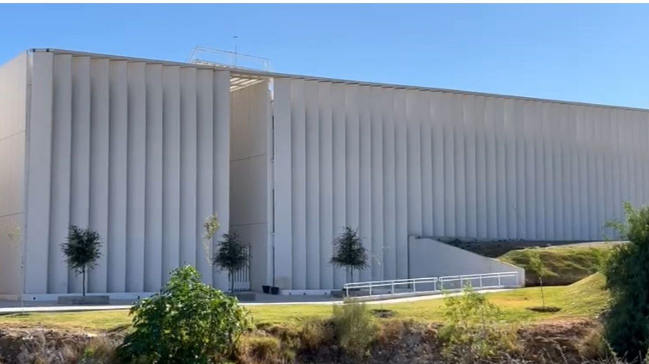 3f808fb4_002e_44e8_b7e7_821d405a8e63_407be8fd25