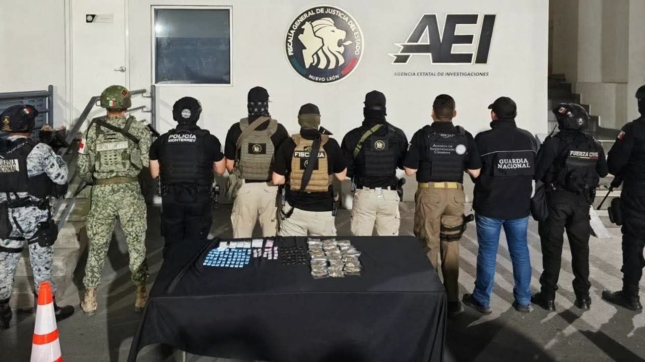 Operativo en bares de Monterrey deja droga asegurada