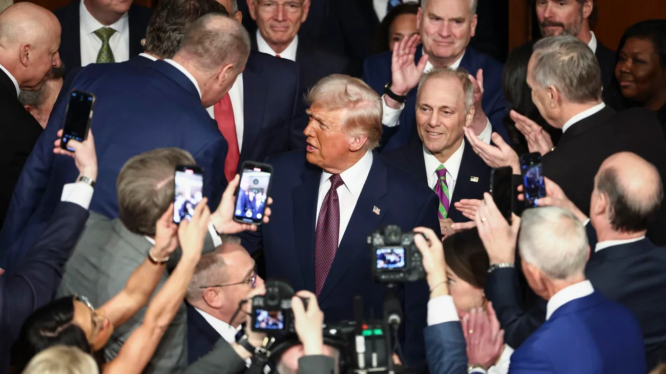 Es momento de usar los aranceles contra otros países: Trump