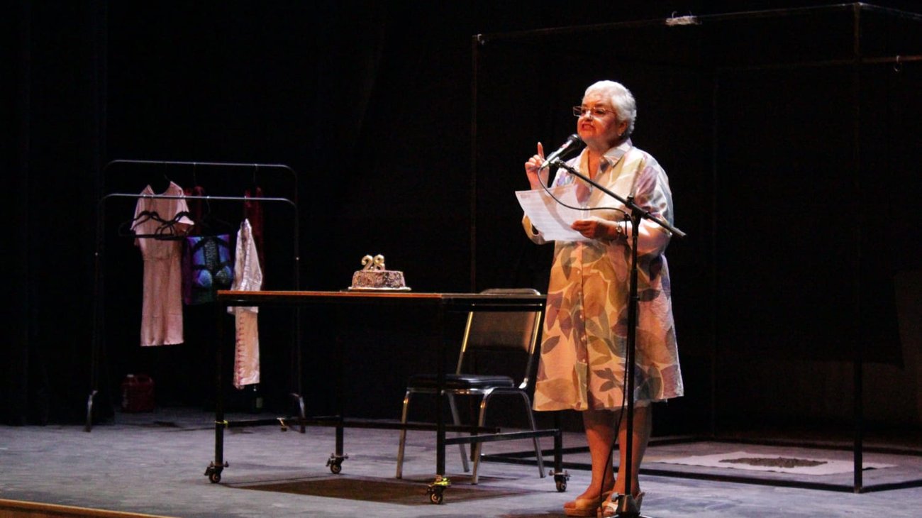 43877901_4f8d_41ce_8f3b_1fa8b90f139a_90f9194d4b