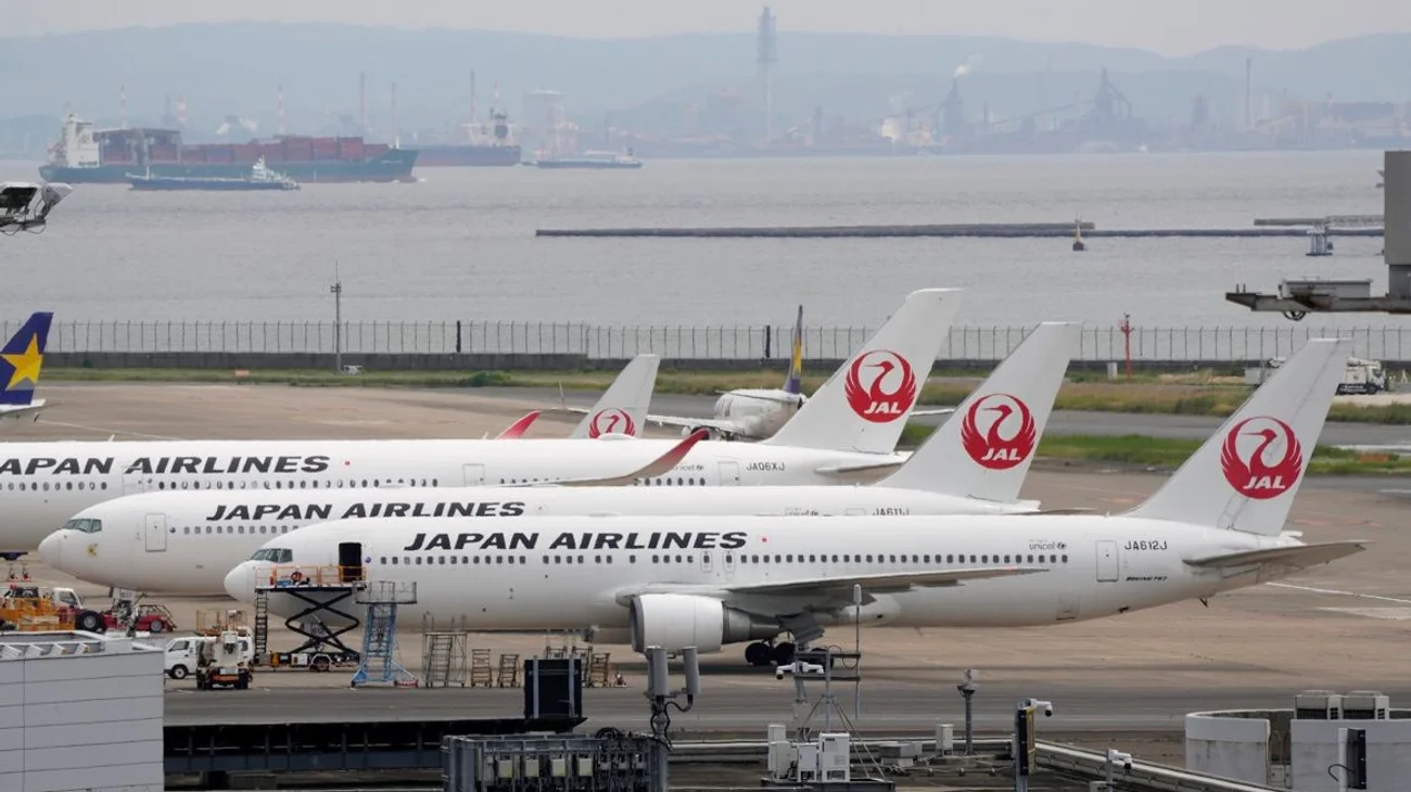 Desaparecen unas tijeras y suspenden 36 vuelos en Japón