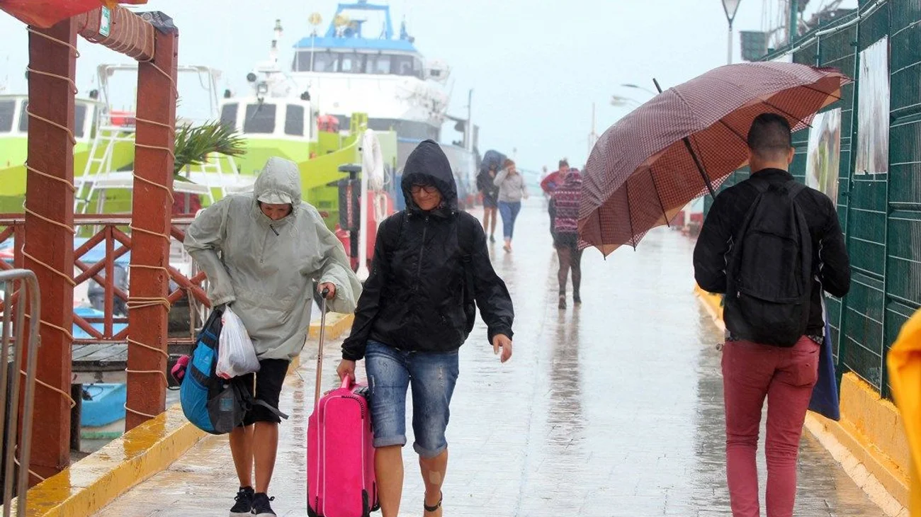 'Sara' provoca alerta por fuertes lluvias en sur de México