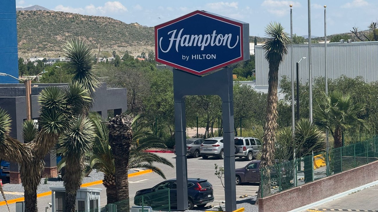 Confirman bacteria en intoxicación masiva en hotel de Saltillo