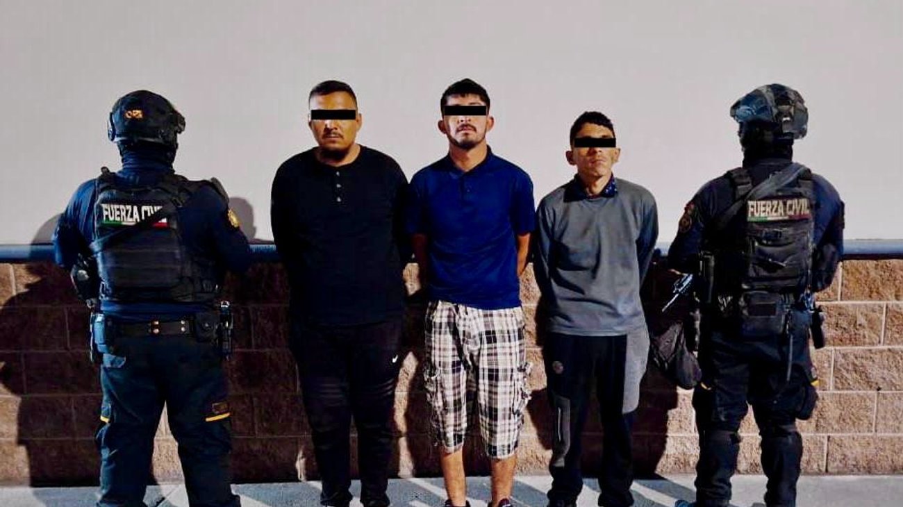 Detienen a cuatro personas en Galeana por presunto narcomenudeo