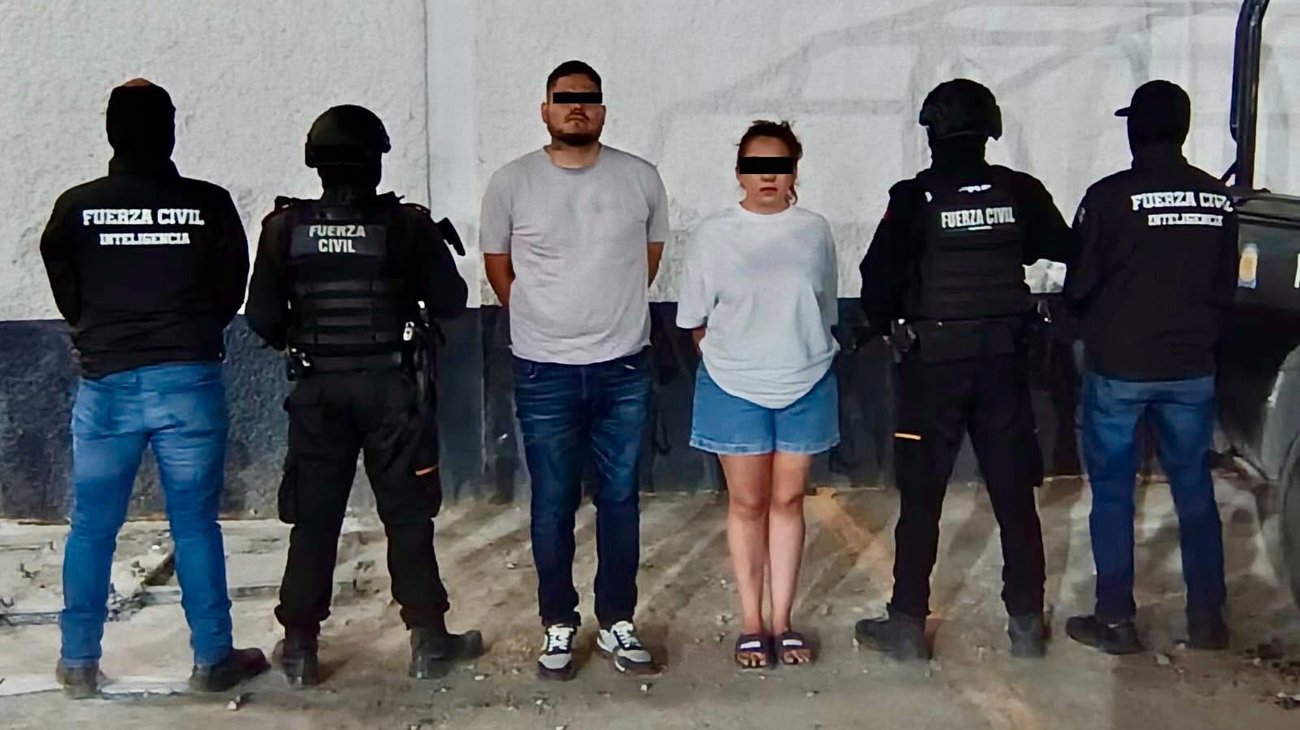 Detienen en Apodaca a pareja ligada a grupo delictivo
