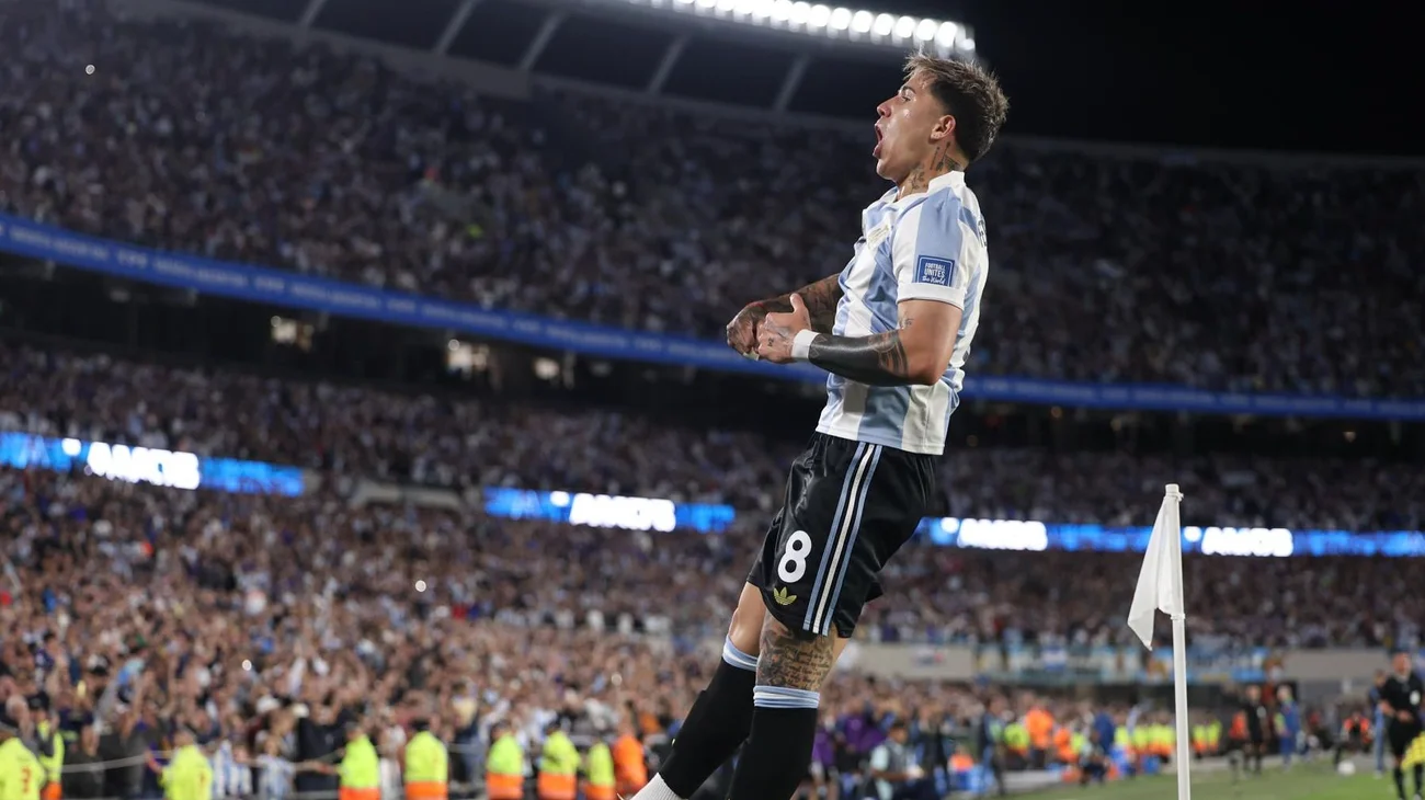 Argentina, sin Messi, le pega goleada de 4-1 a Brasil