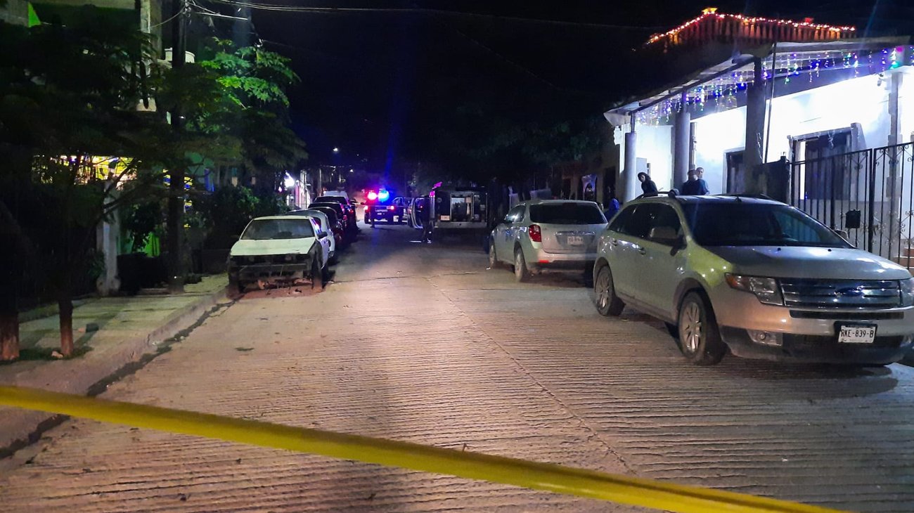 Ejecutan a joven con arraigo domiciliario y a su mamá