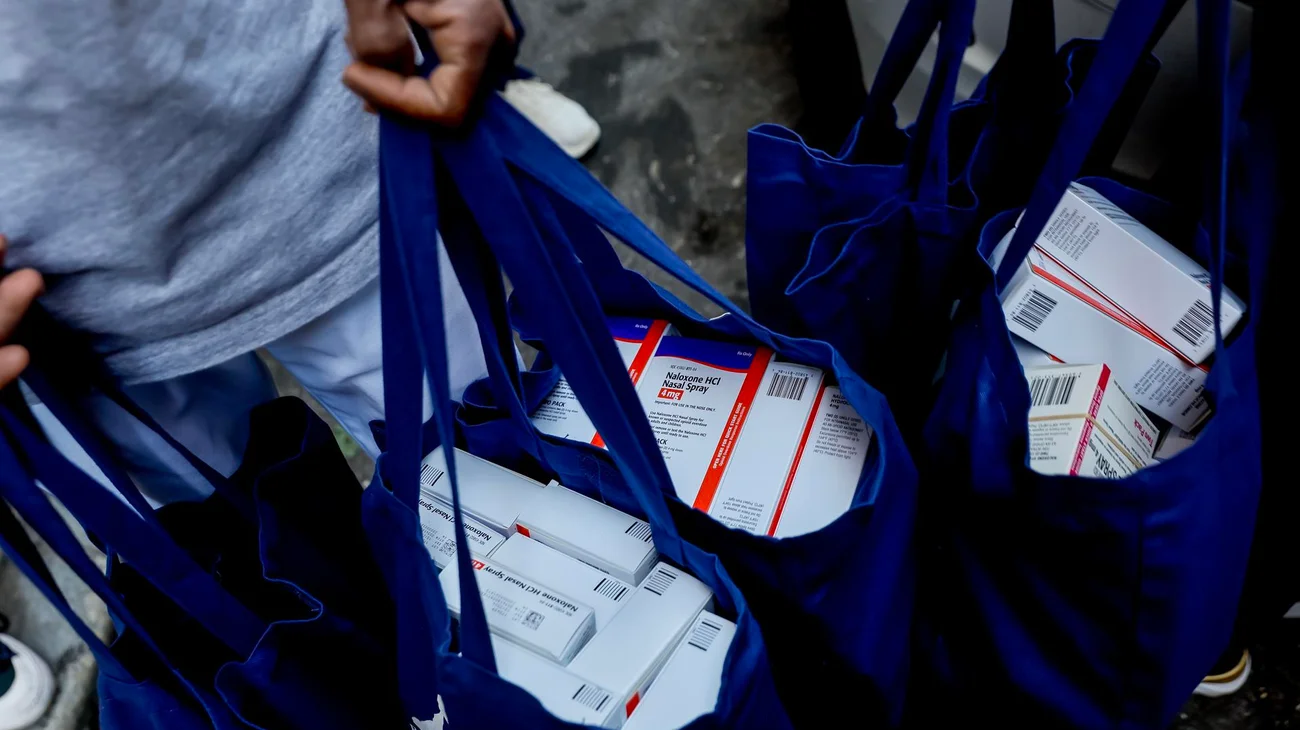 EUA demanda cadena de farmacias por recetar opioides ilegalmente