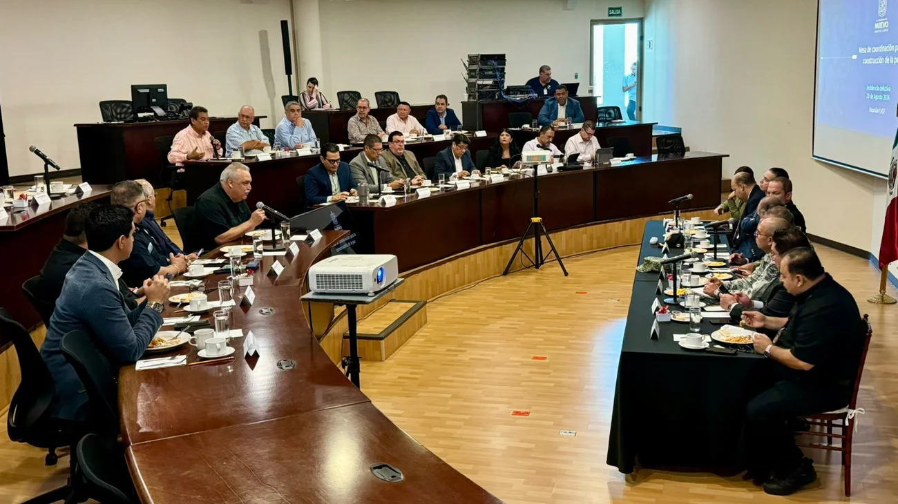 Acuerdan firmar pacto para proteger a transporte de carga