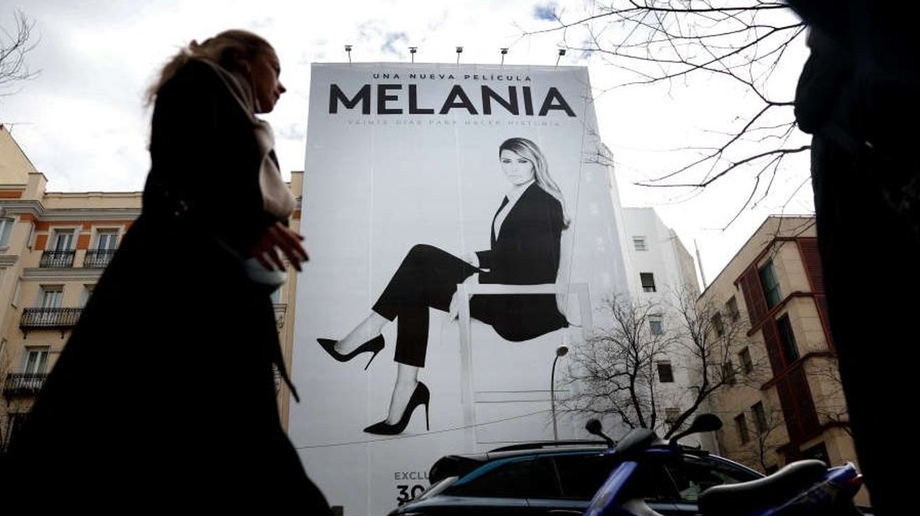Trump reporta millonarios ingresos por documental de Melania