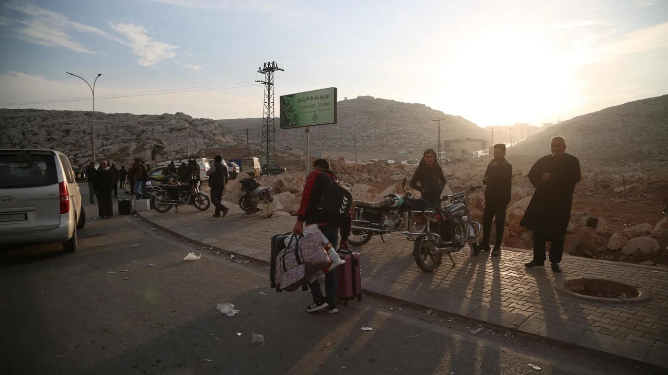 Entran a Siria 30 camiones de ayuda humanitaria