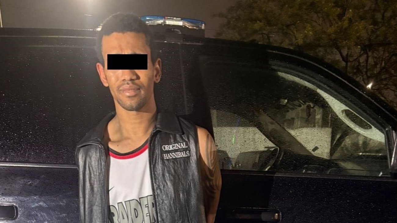 Detienen a hombre por amenazar de muerte a deudor en Monterrey