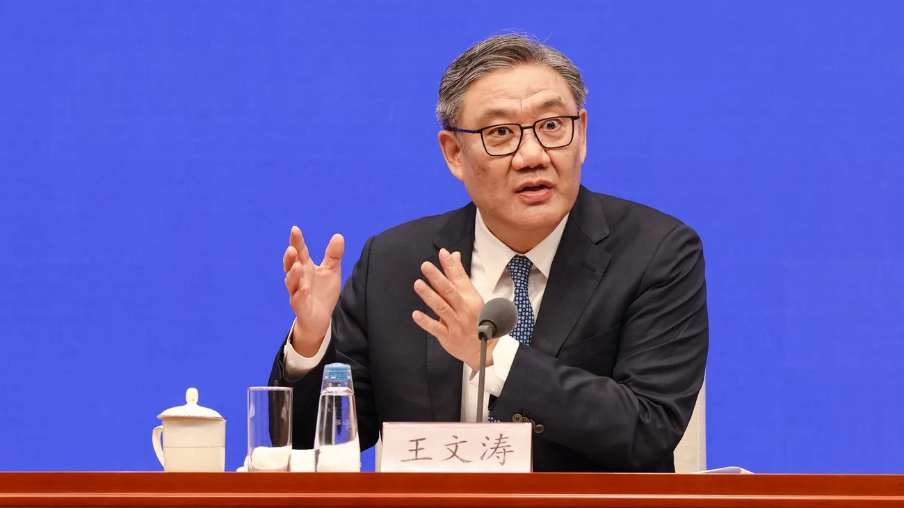 Estados Unidos impone actualmente aranceles del 53.6% a China