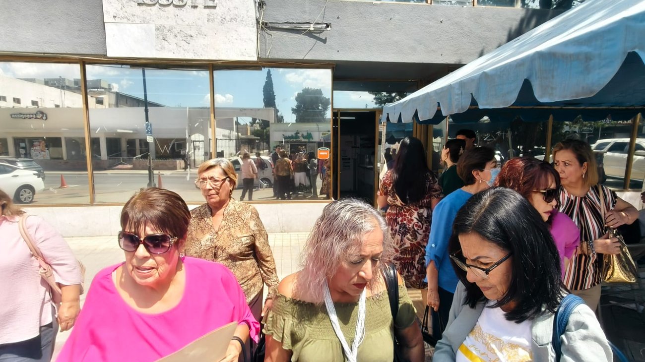 Issste en Saltillo, presionado por retraso en pago de pensiones