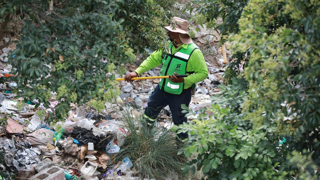 Refuerzan limpieza del arroyo Pereyra y vialidades de Saltillo